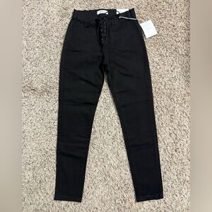 NWT KanCan Lace Up Black Ankle Skinny Jeans Size Large
